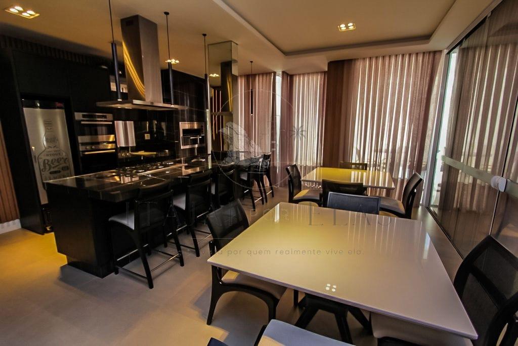 Apartamento 2 suítes para Venda em Cabeçudas 