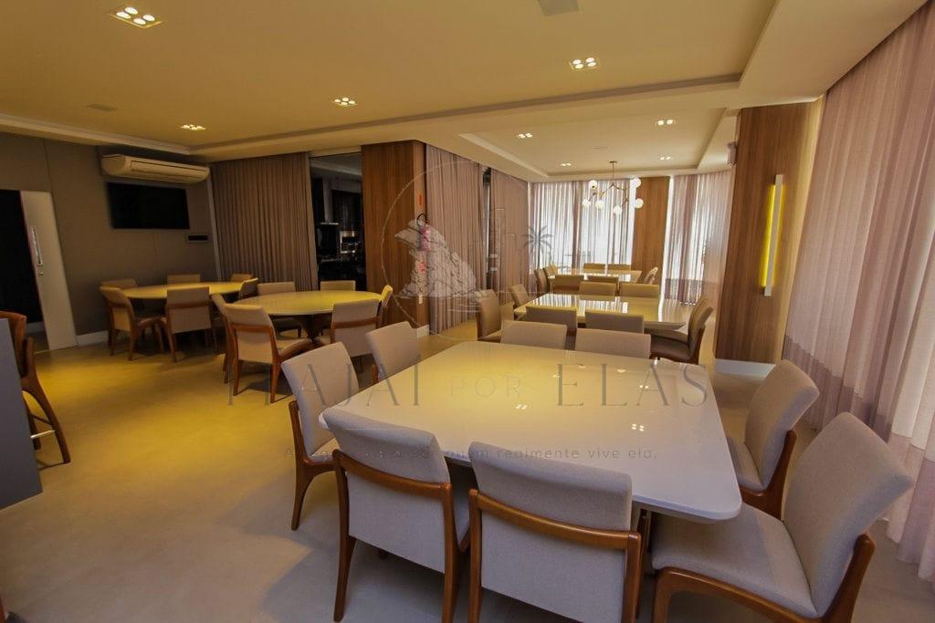 Apartamento 2 suítes para Venda em Cabeçudas 