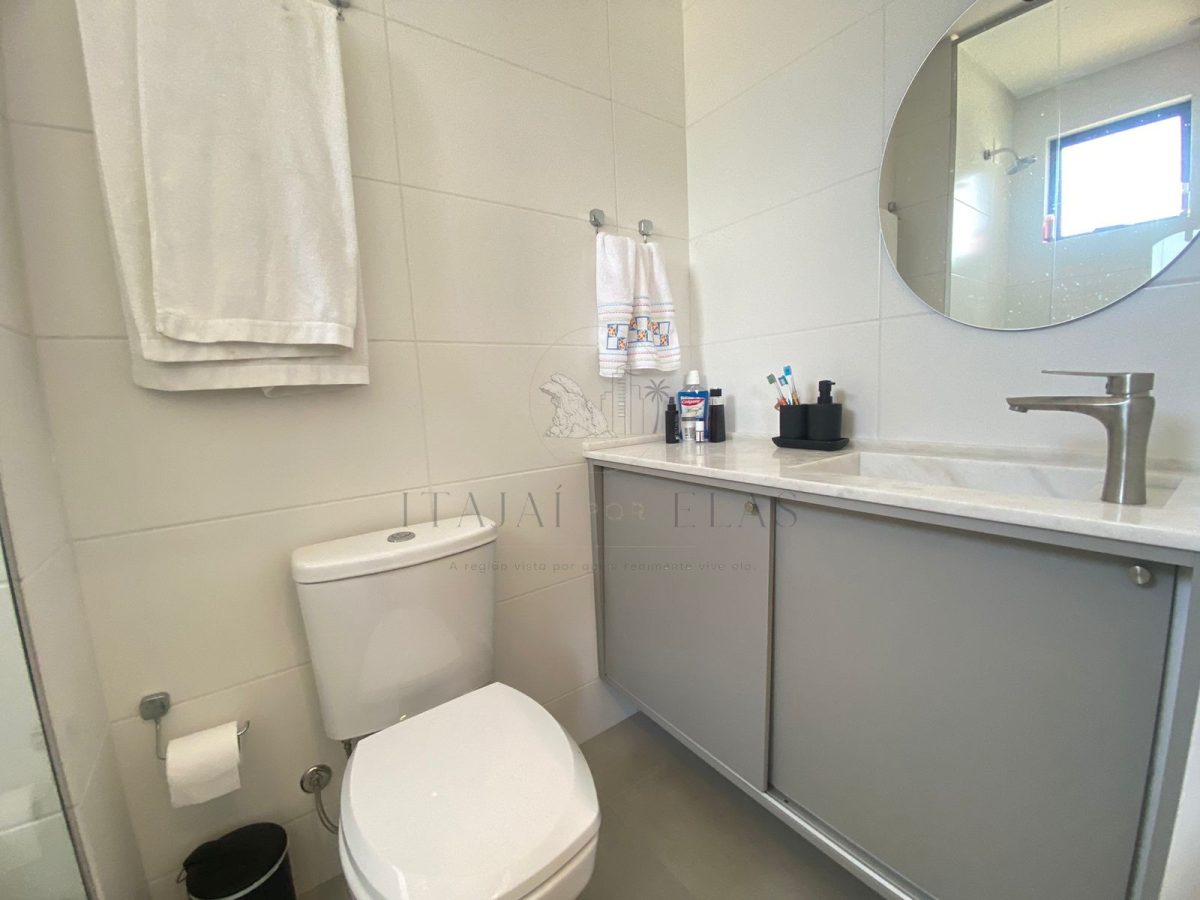 Apartamento 2 suítes para Locação Anual no bairro Fazenda em Itajaí