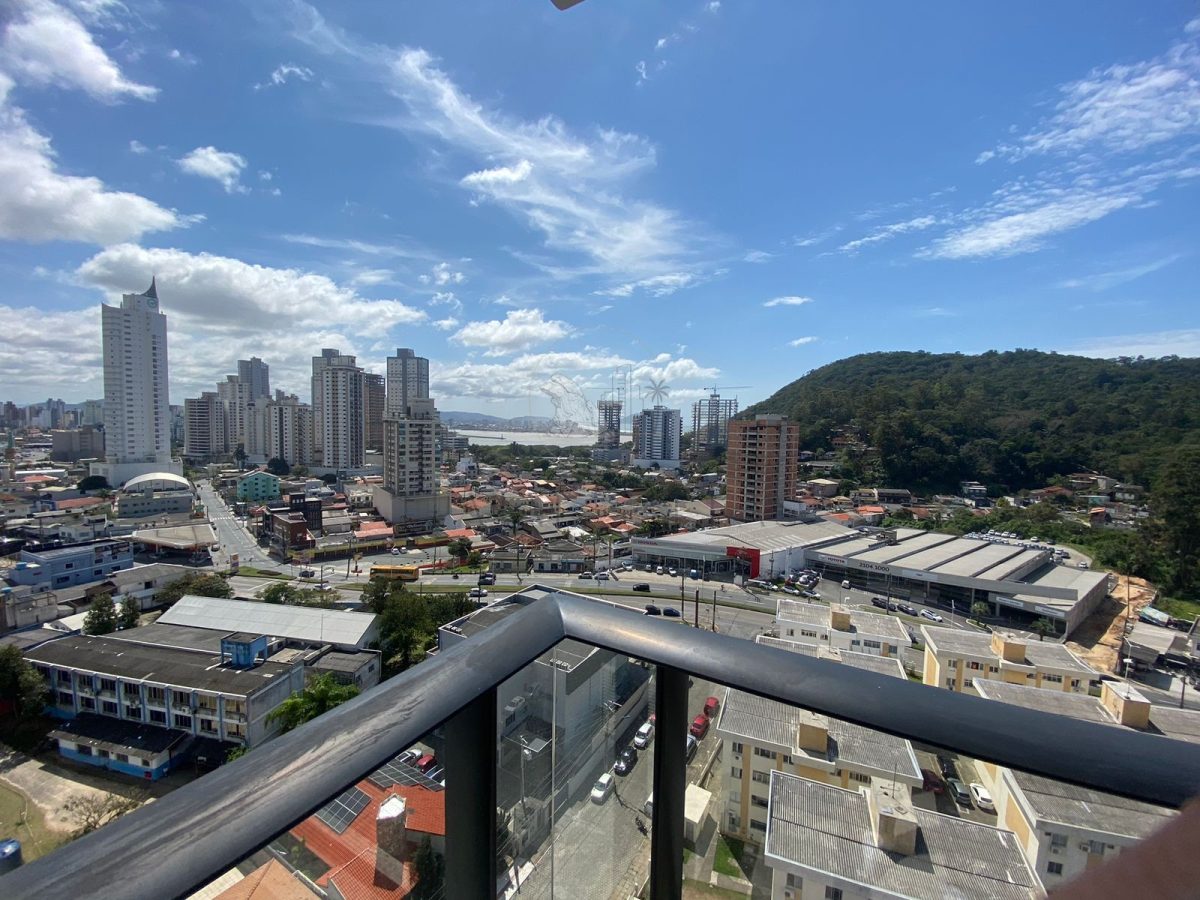 Apartamento 2 suítes para Locação Anual no bairro Fazenda em Itajaí