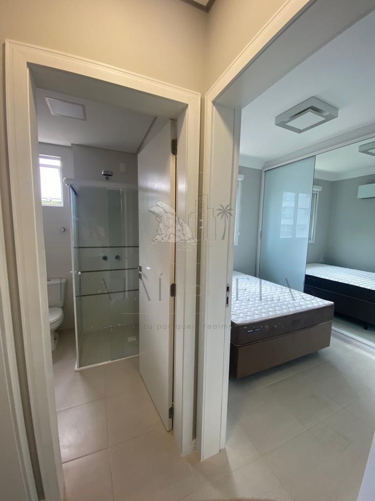 Apartamento 2 dormitorios na Praia Brava