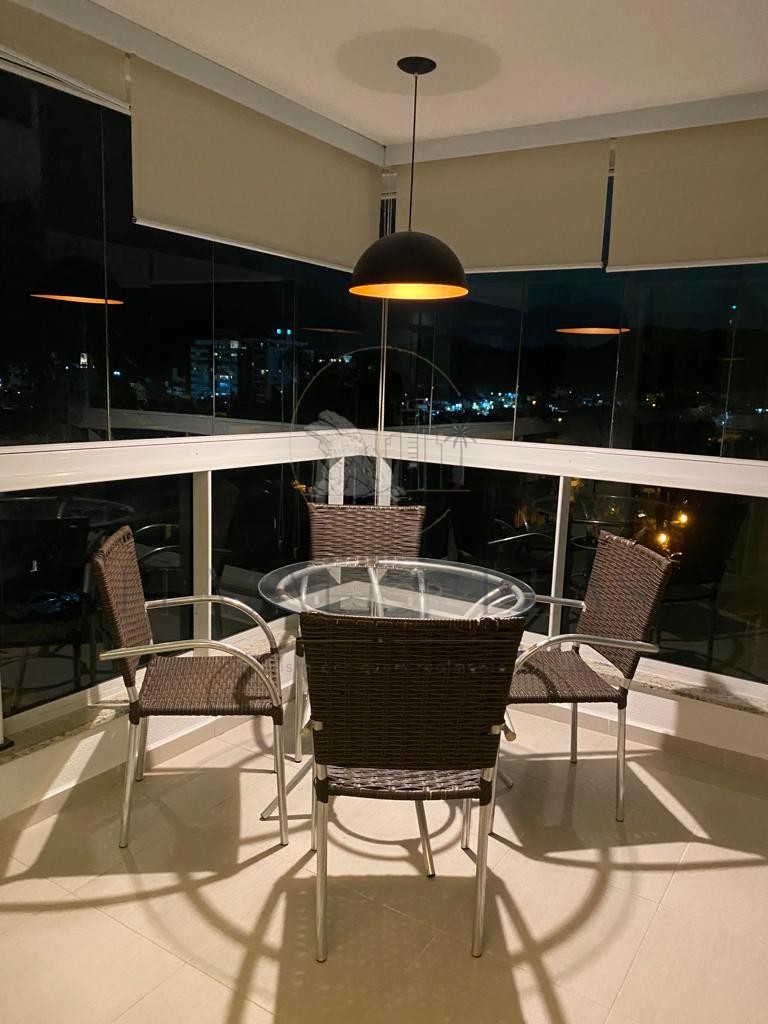 Apartamento 2 dormitorios na Praia Brava