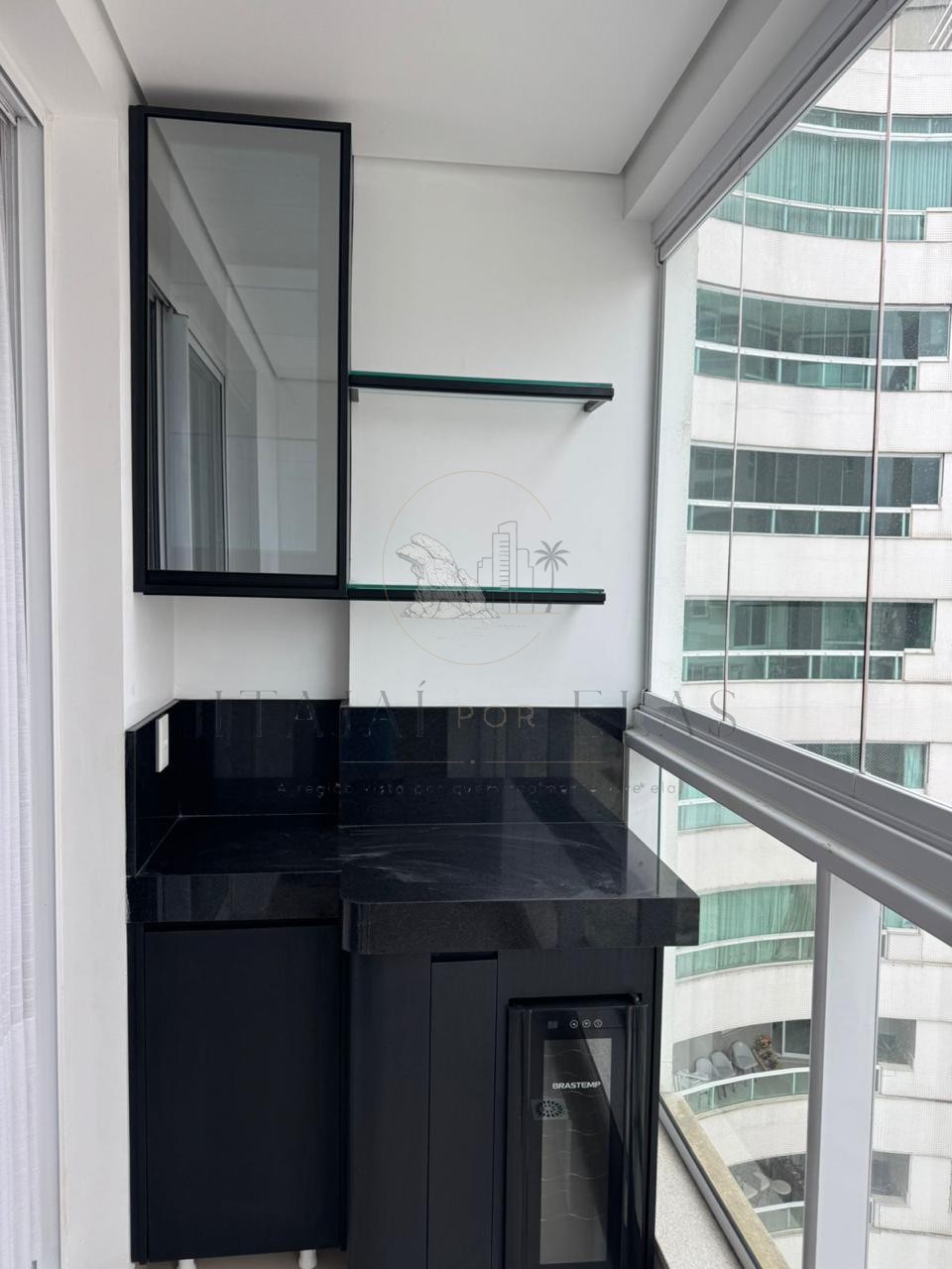 Apartamento 2 suítes para Venda no bairro Centro em Itajaí