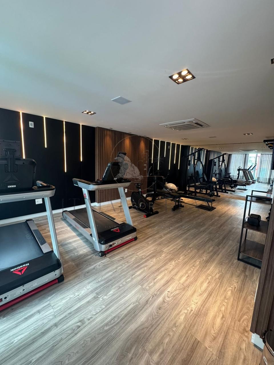 Apartamento 2 suítes para Venda no bairro Centro em Itajaí