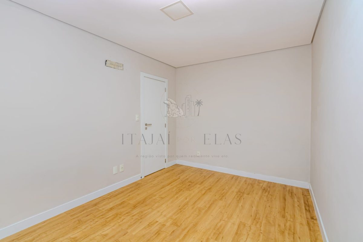 Apartamento 2 suítes para Venda em Cabeçudas 