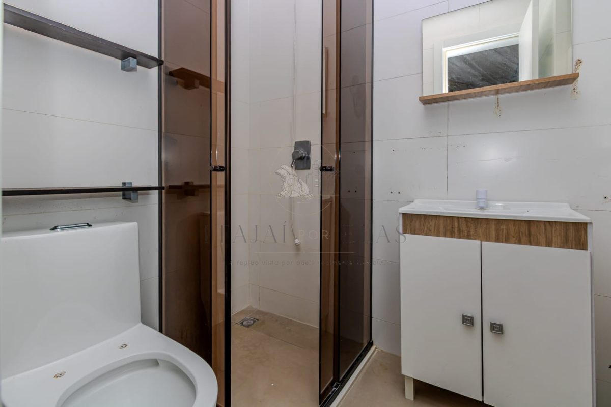Apartamento 2 suítes para Venda em Cabeçudas 