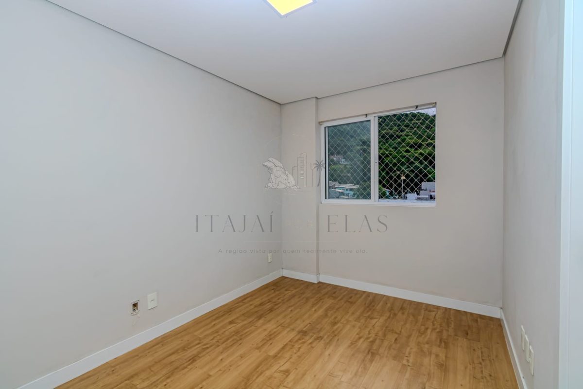 Apartamento 2 suítes para Venda em Cabeçudas 