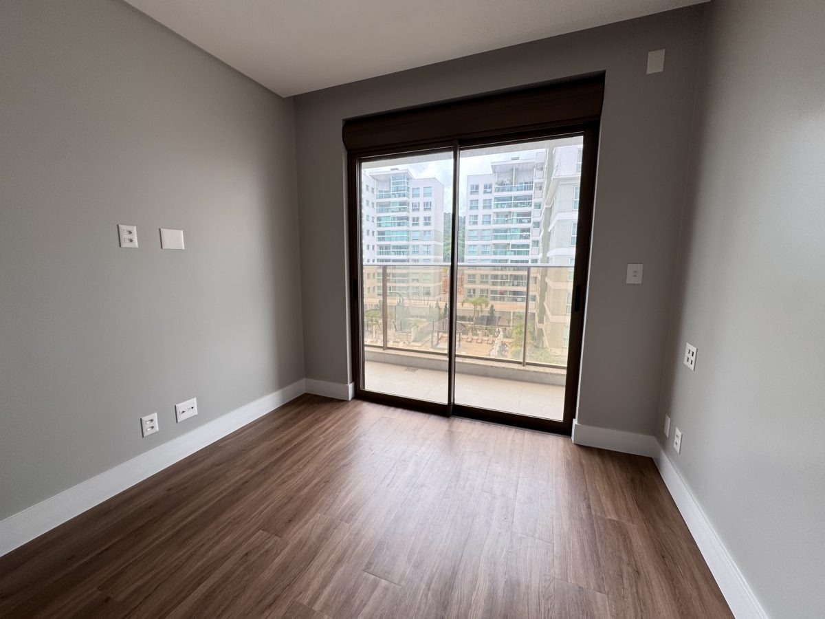 Apartamento 3 suítes para Venda no bairro Praia Brava de Itajaí em Itajaí