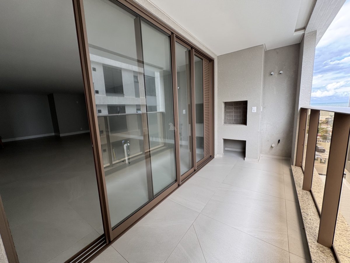 Apartamento 3 suítes para Venda no bairro Praia Brava de Itajaí em Itajaí