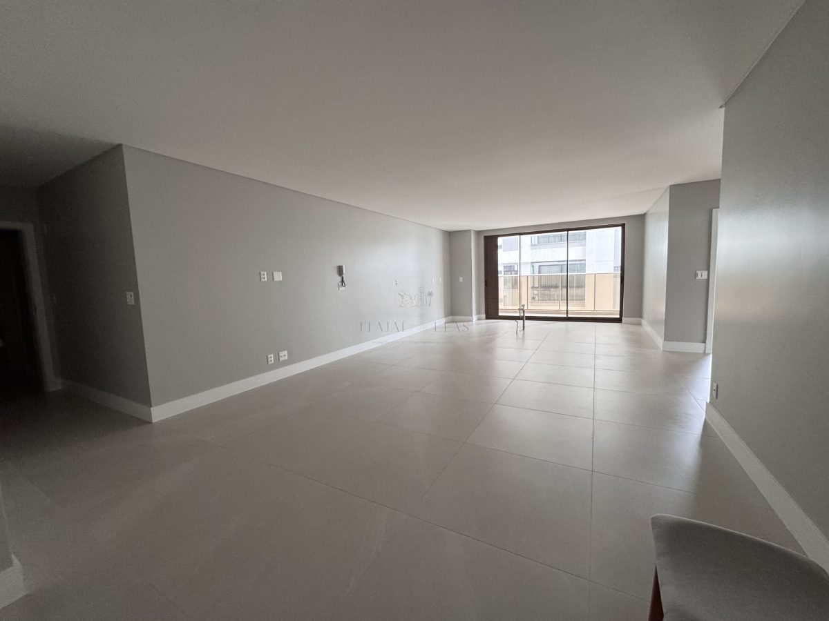 Apartamento 3 suítes para Venda no bairro Praia Brava de Itajaí em Itajaí