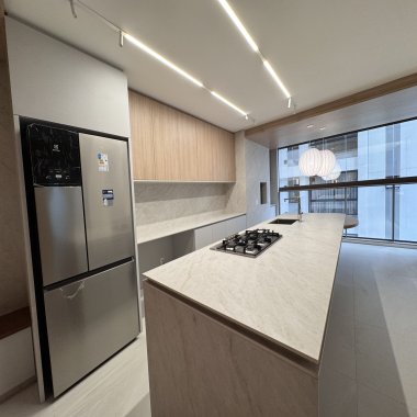 Apartamento 3 suítes para Venda no bairro Praia Brava de Itajaí em Itajaí