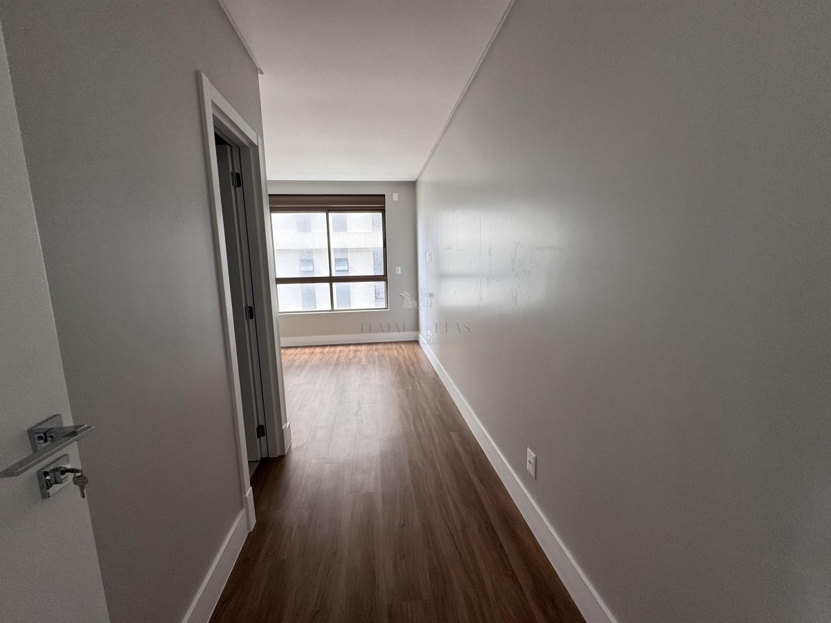Apartamento 3 suítes para Venda no bairro Praia Brava de Itajaí em Itajaí