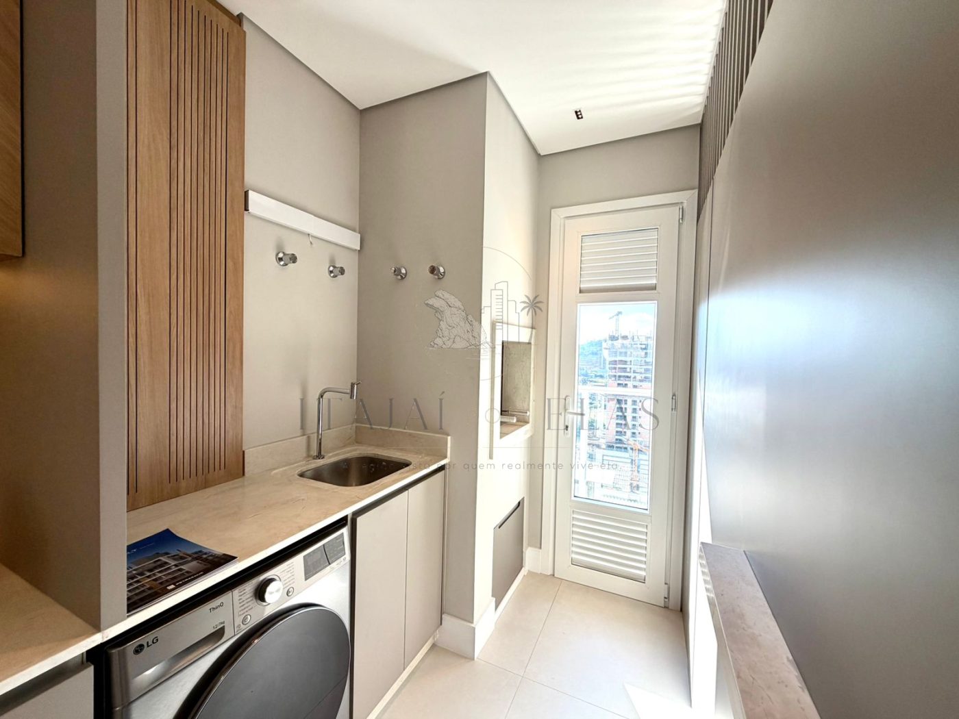 Apartamento 3 quartos para Venda no bairro Praia Brava de Itajaí em Itajaí