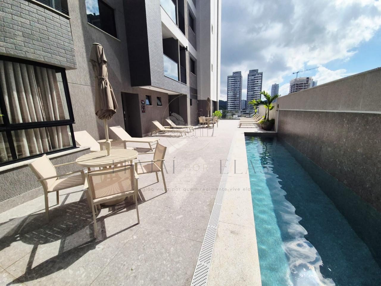 Apartamento 2 quartos para Venda no bairro Praia Brava de Itajaí em Itajaí
