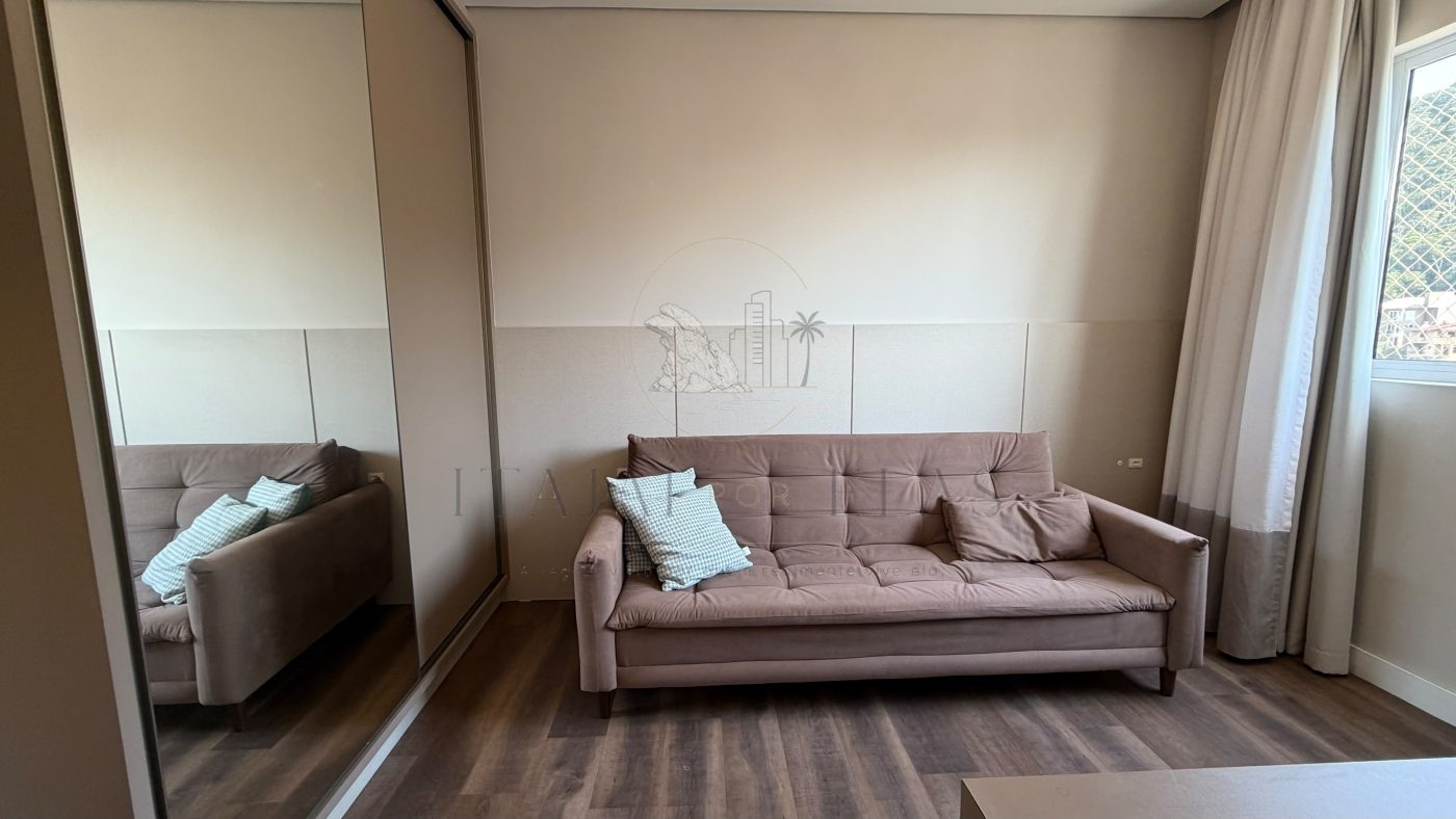 Apartamento 3 suítes para Venda no bairro Cabeçudas em Itajaí