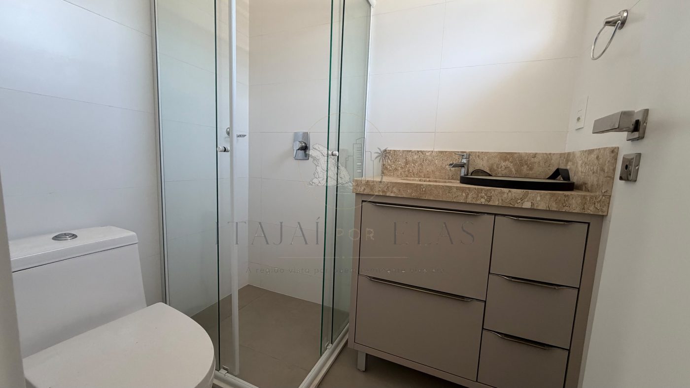 Apartamento 3 suítes para Venda no bairro Cabeçudas em Itajaí