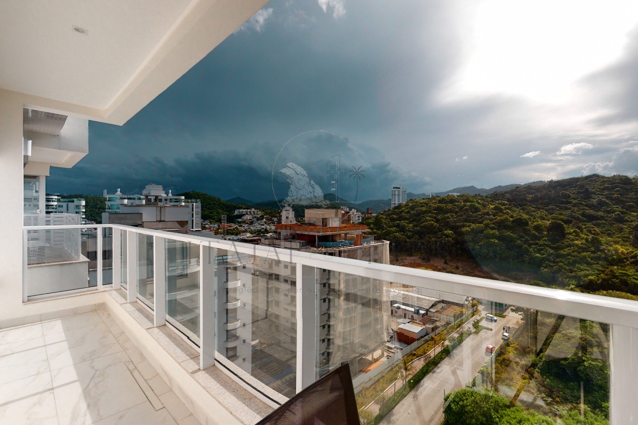 Apartamento 2 suítes na Praia Brava para venda