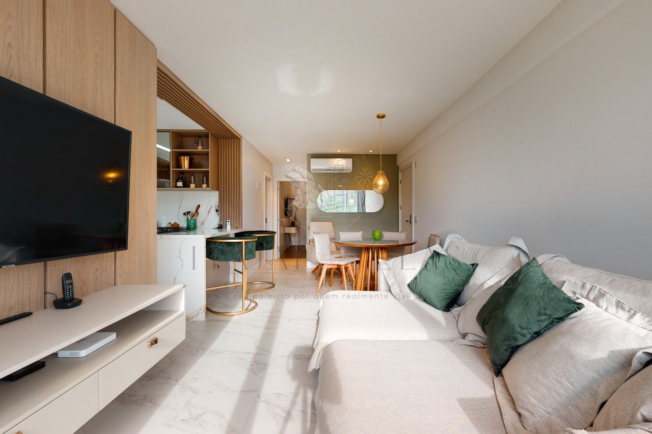 Apartamento 2 suítes na Praia Brava para venda